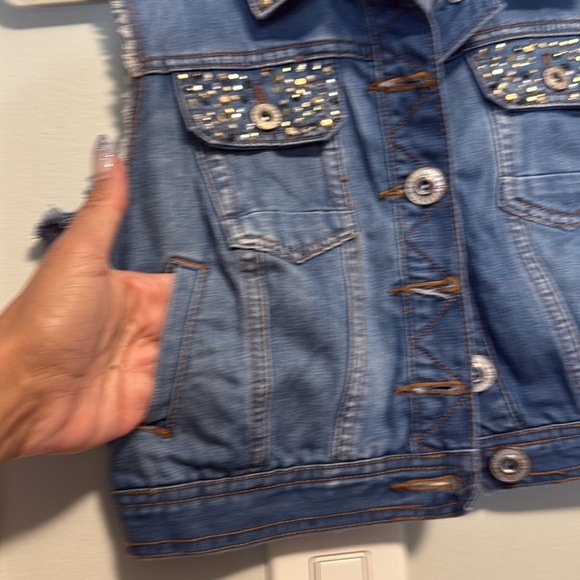 Parisian Collection Studded Rhinestone Denim Vest - Medium - Picture 5 of 6